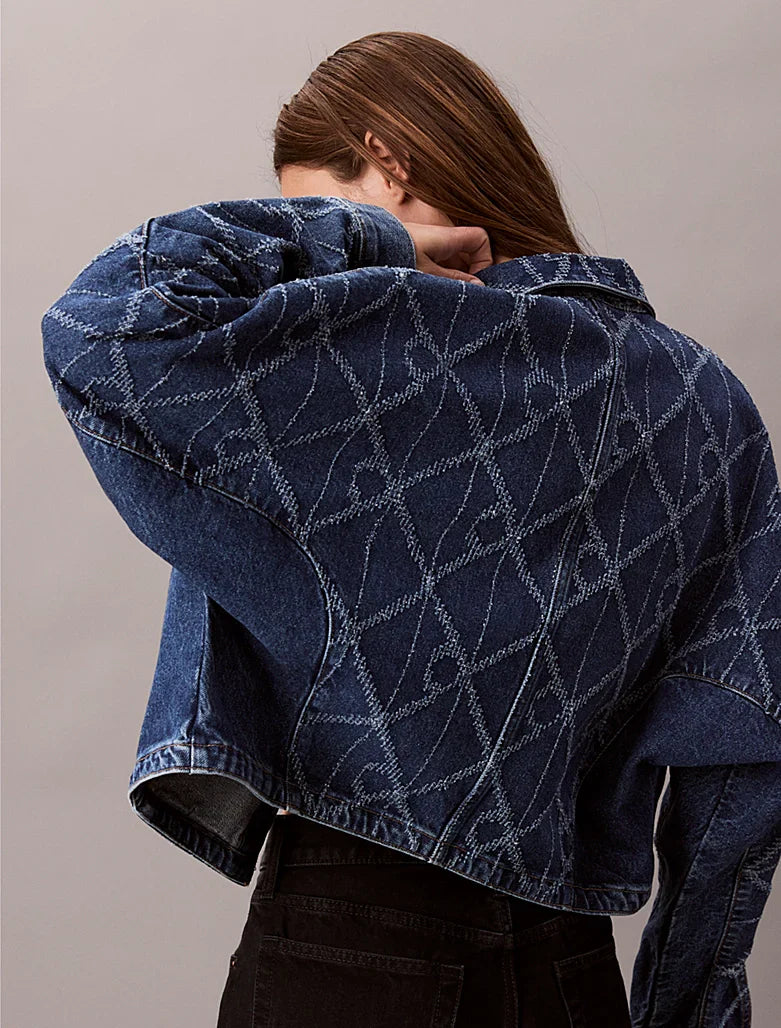 Veste en jean entièrement imprimée de logos