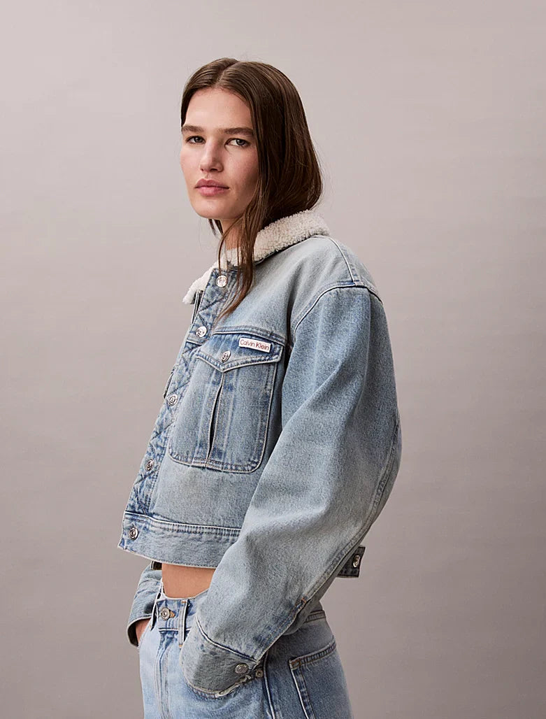 Veste en jean et sherpa
