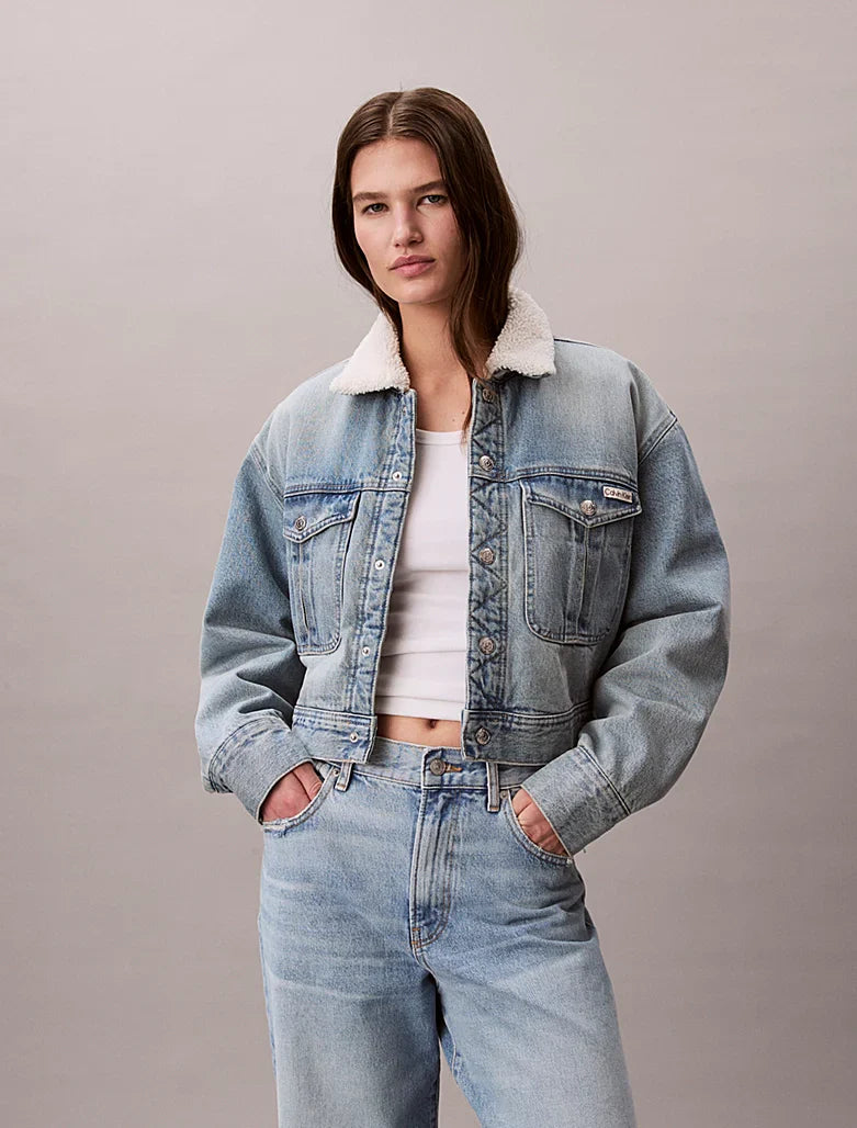 Veste en jean et sherpa